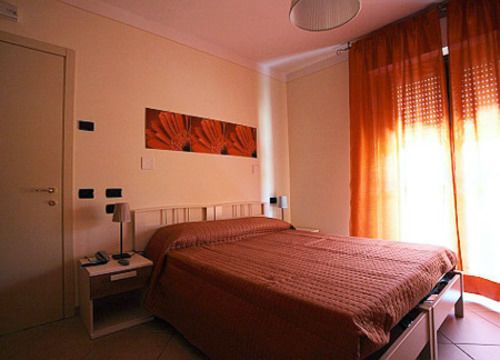 Albergo Le 2 Rose San Severino Marche Exterior foto