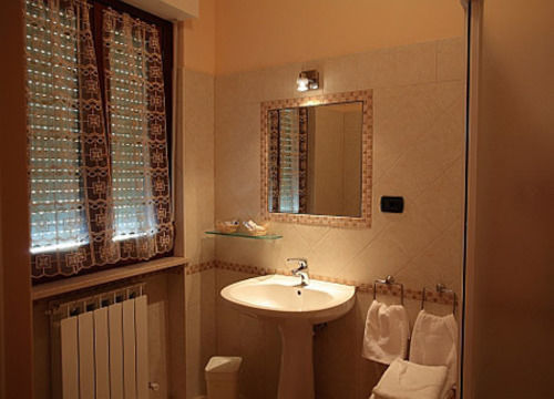 Albergo Le 2 Rose San Severino Marche Exterior foto